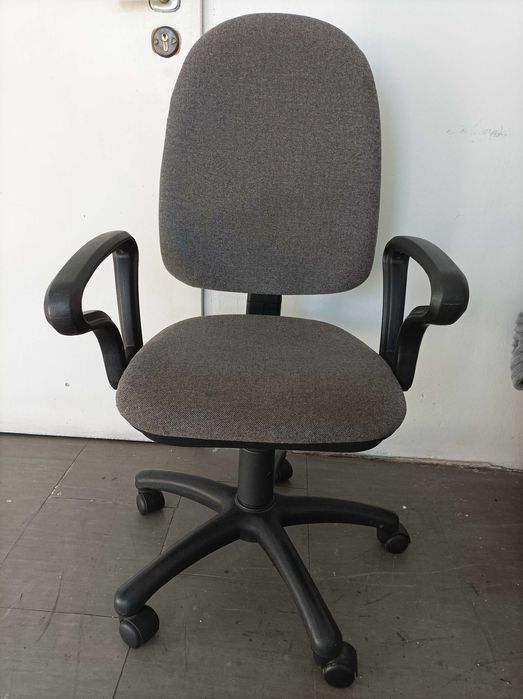 Fotel  z regulacją do biurka