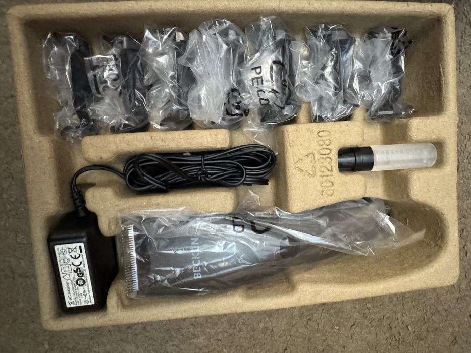 Maquina de barbear e cortar cabelo