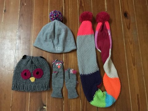 Gorros luvas e cachecol da Gap