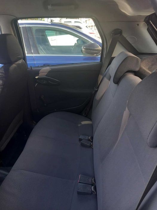 Vendo Fiat Punto de 2005/02 , 1242 de cc, 60cv caixa de 5 velocidades