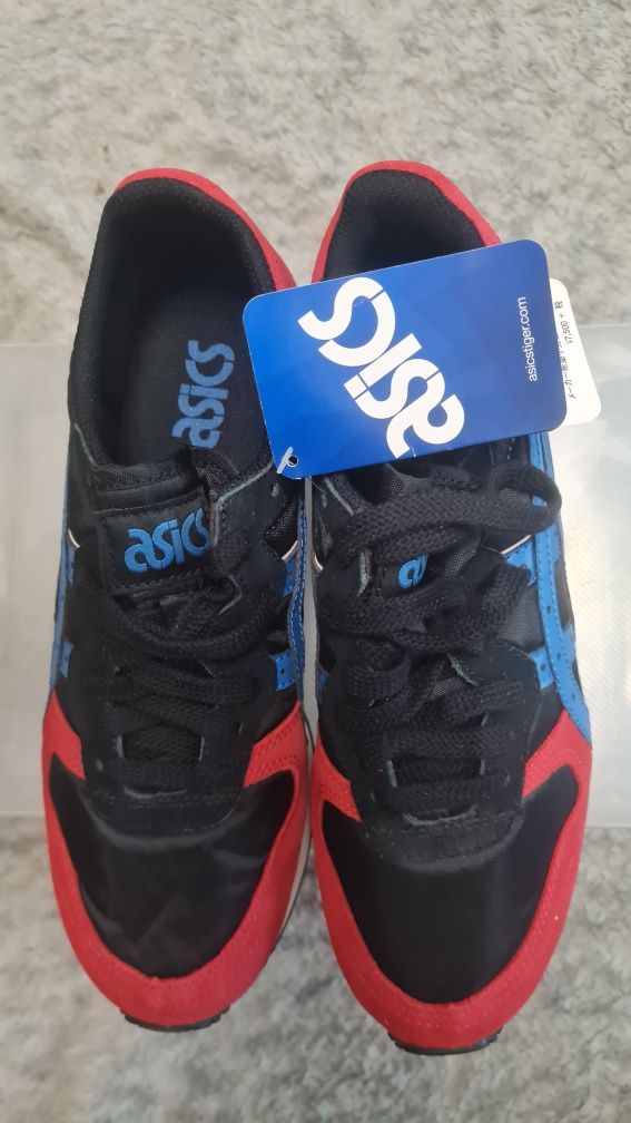 Кросівки нові Asics 39 розміру model TQN517 OS RUNNER
