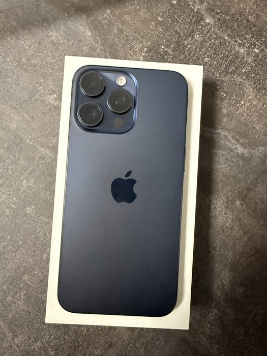 iPhone 15 Pro Max 256g Blue