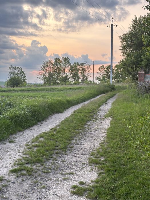 Продається земальна ділянка