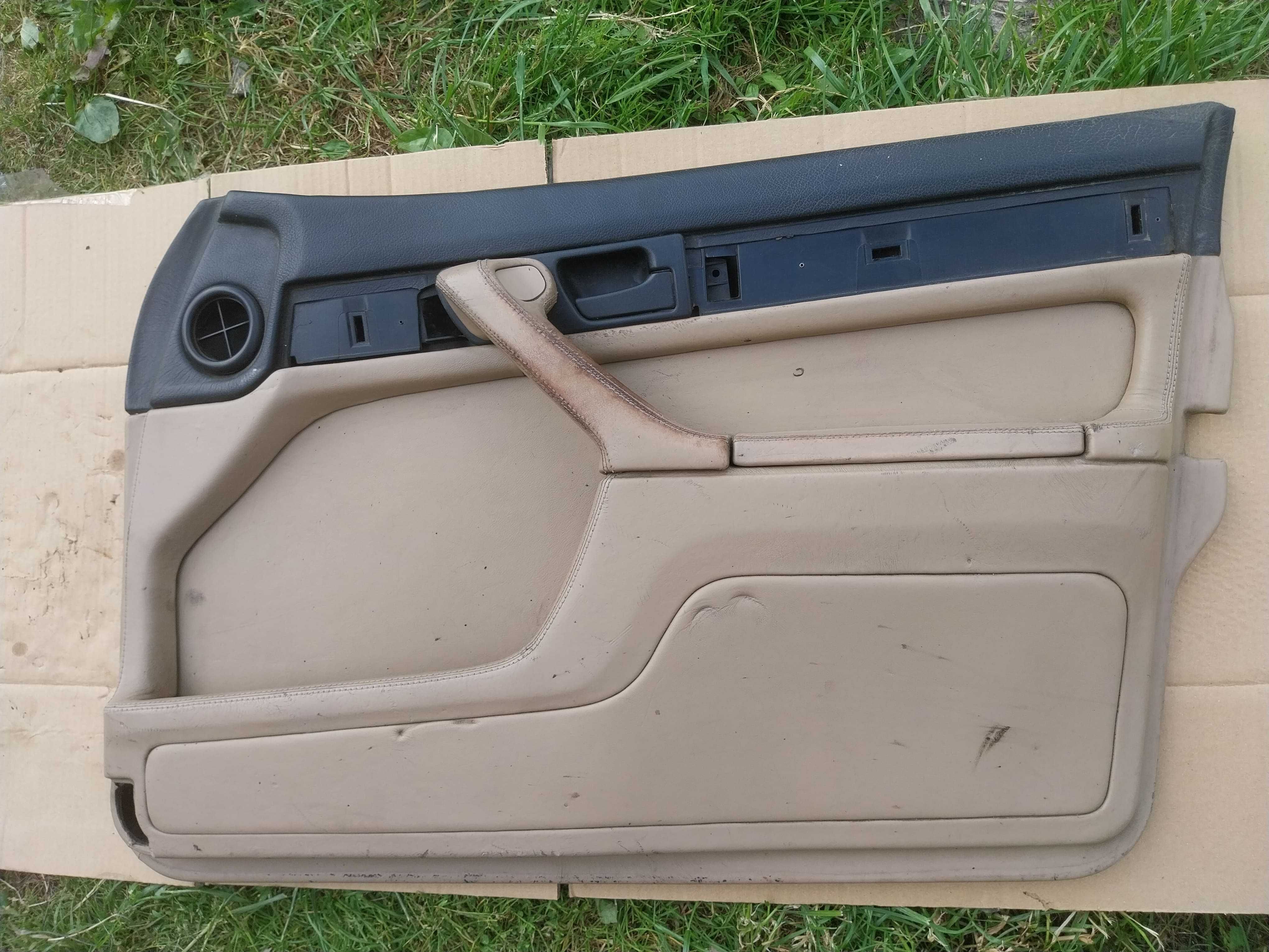 Boczek Drzwi Prawy Przód Beżowy BMW E32 E34