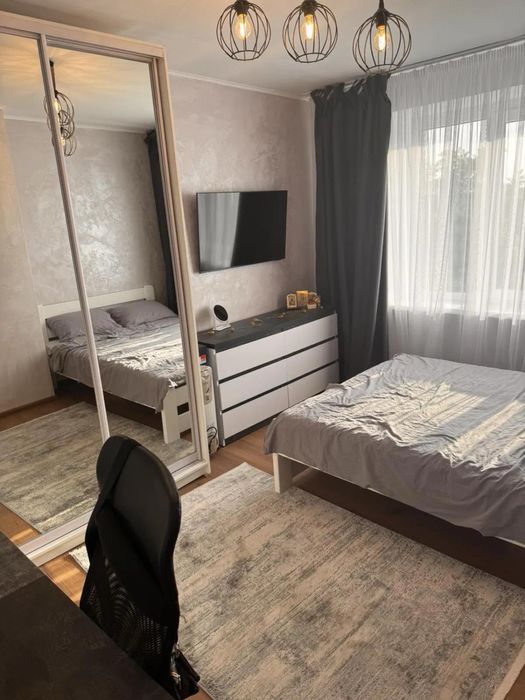 Продається 1 кім. квартира по вул. Пулюя 21 кв.м