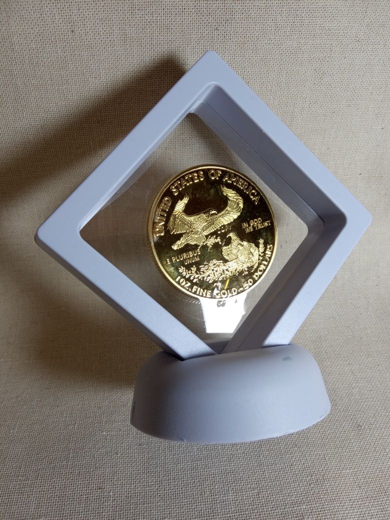 "Золотой доллар" в рамке подарок сувенир сюрприз американский орел