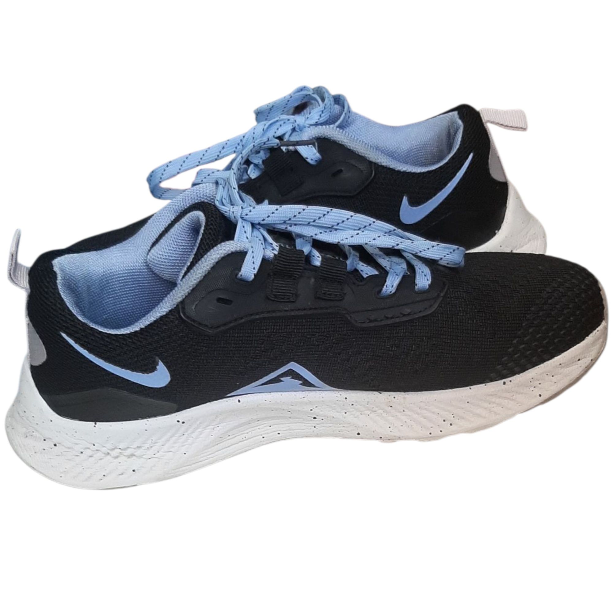 Кросівки Nike для хлопчика 38 р.