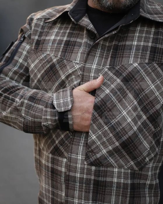 Картата сорочка чоловіча в клітинку