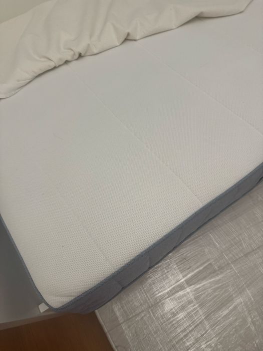 Vendo cama marca kidshouse como nova