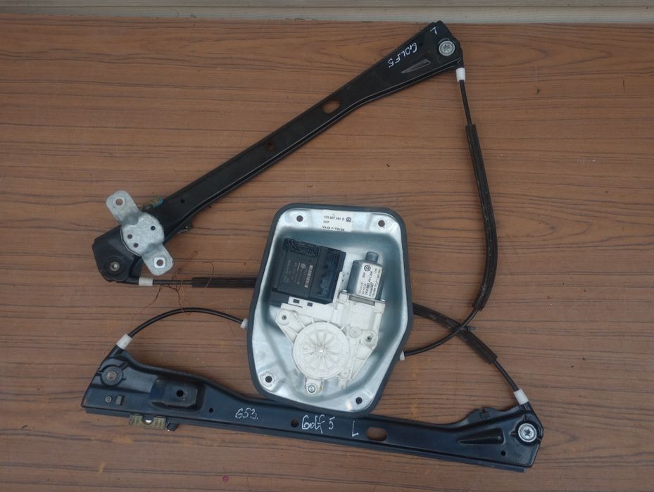 Склопідйомник VW Passat B5/Golf 5/Sharan/Audi A4 стеклоподъемник