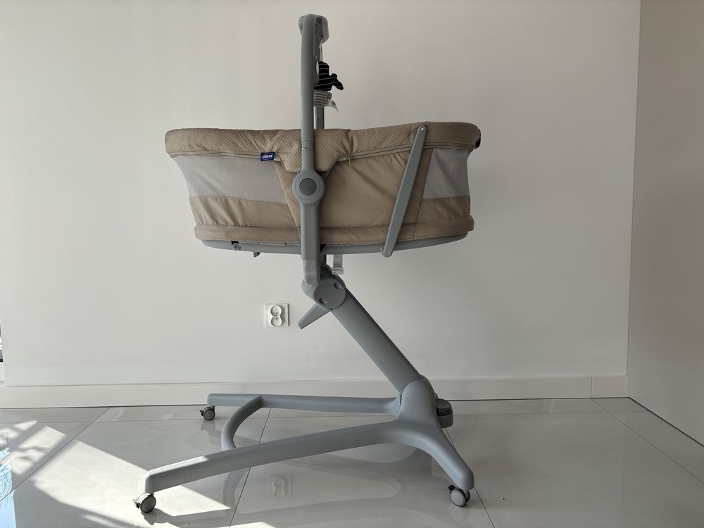 Łóżeczko chicco 4 w 1, baby hug, kołyska, leżaczek, krzesełko, beige