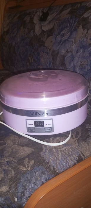 Йогуртниця Vinis