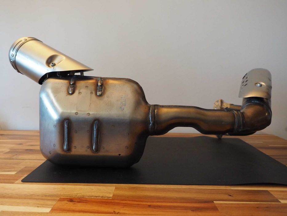 Escape original Yamaha XSR-700/MT-07