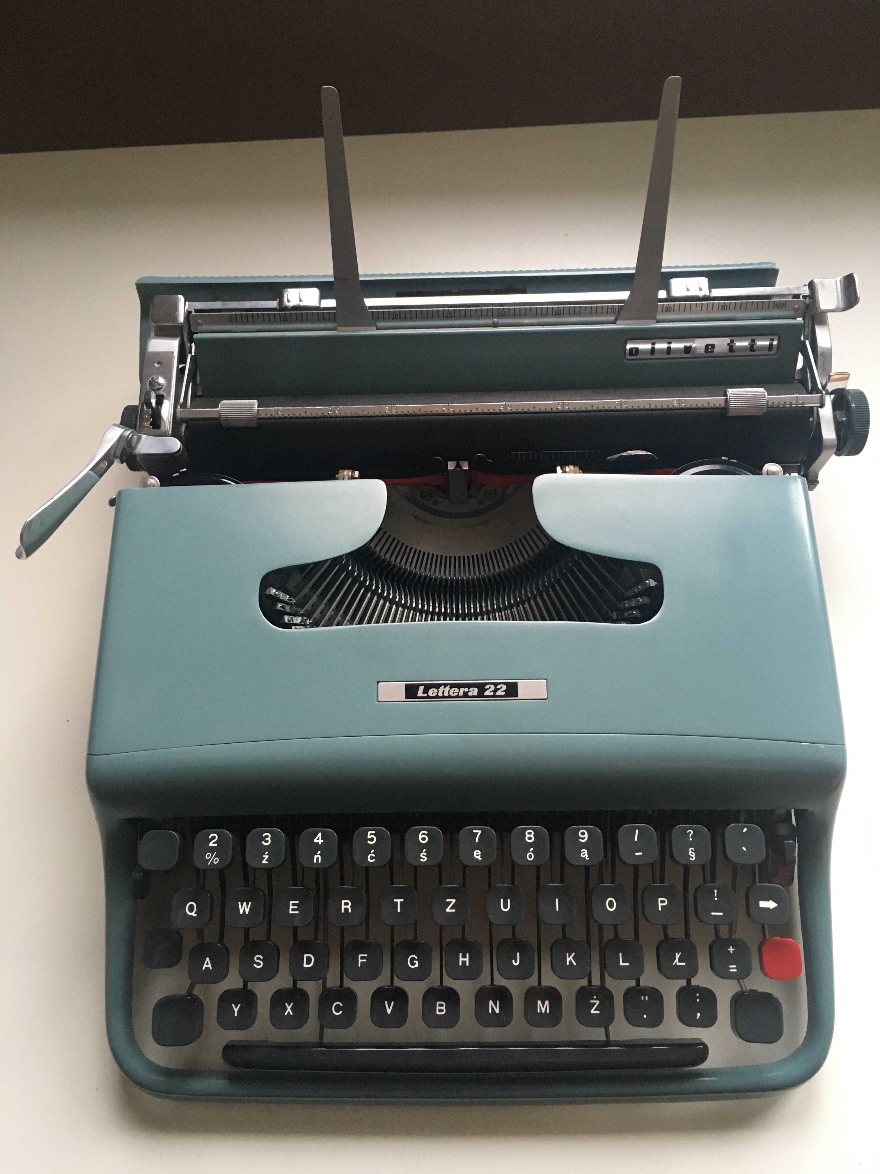 OLIVETTI LETTERA 22 Maszyna do pisania 1950r. POLSKA czcionka