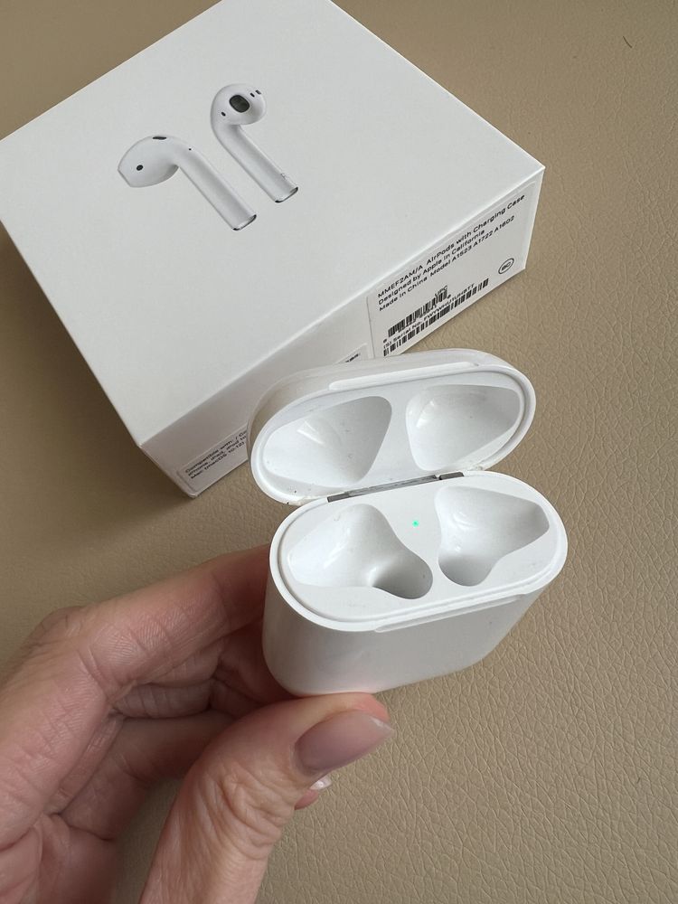 Кейс А1602 airpods case apple оригінал