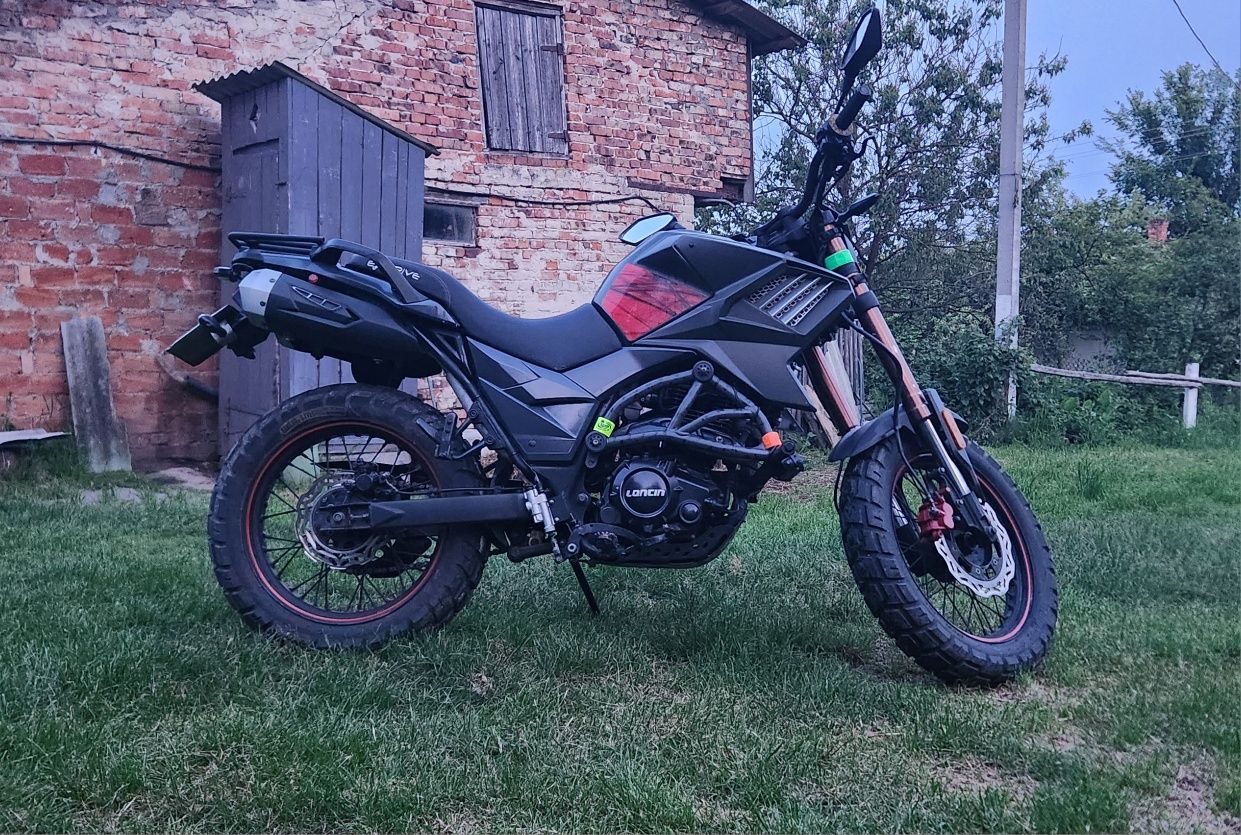 Тільки обмін, а4б5, adr, 1.8 газ/бензин.
