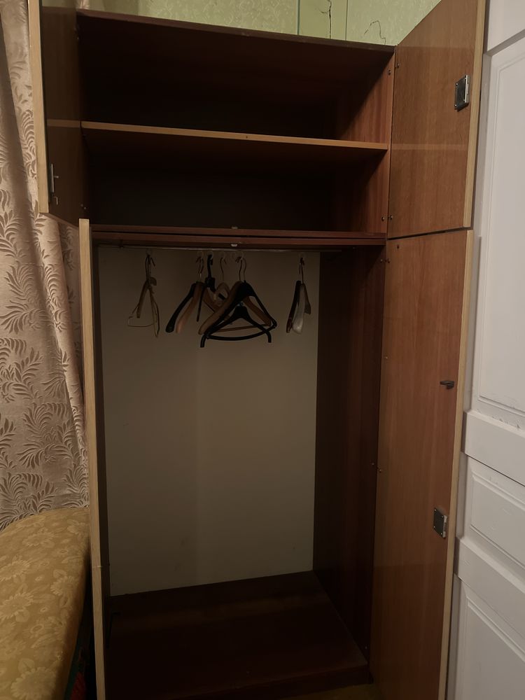 Szafa pojemna do renowacji