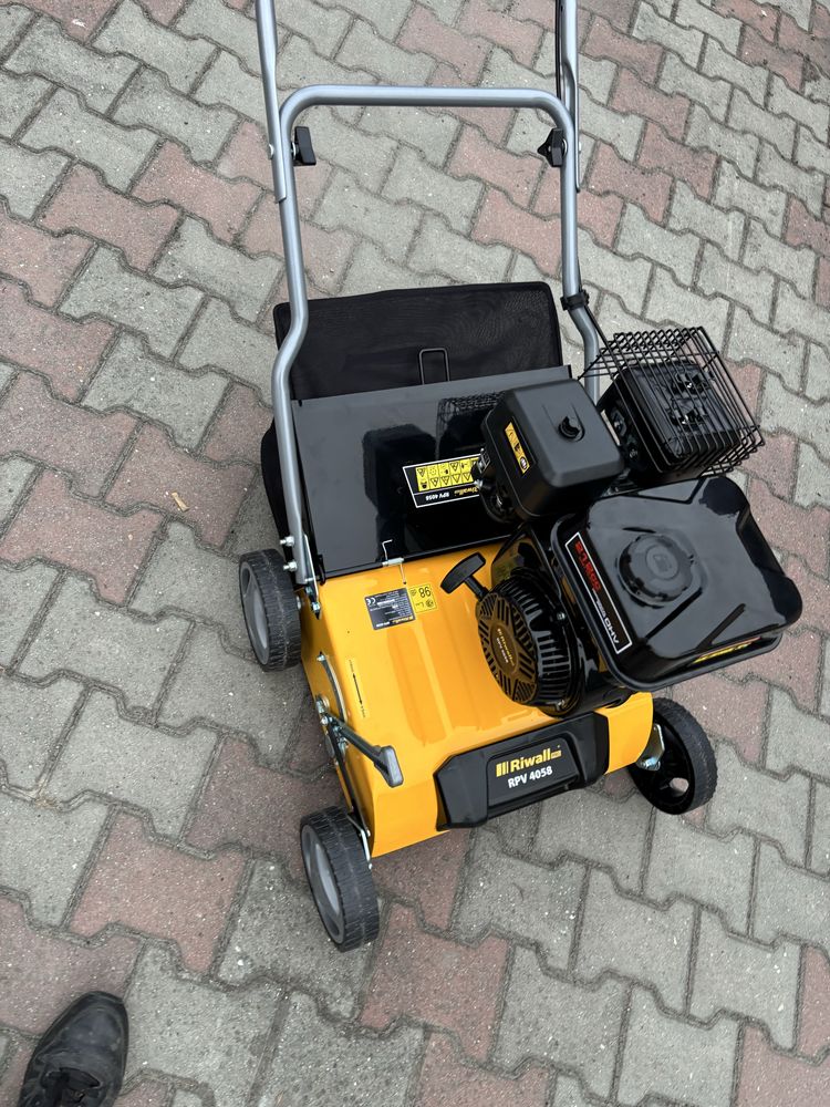 Wertykulator / Areator spalinowy marki Riwall