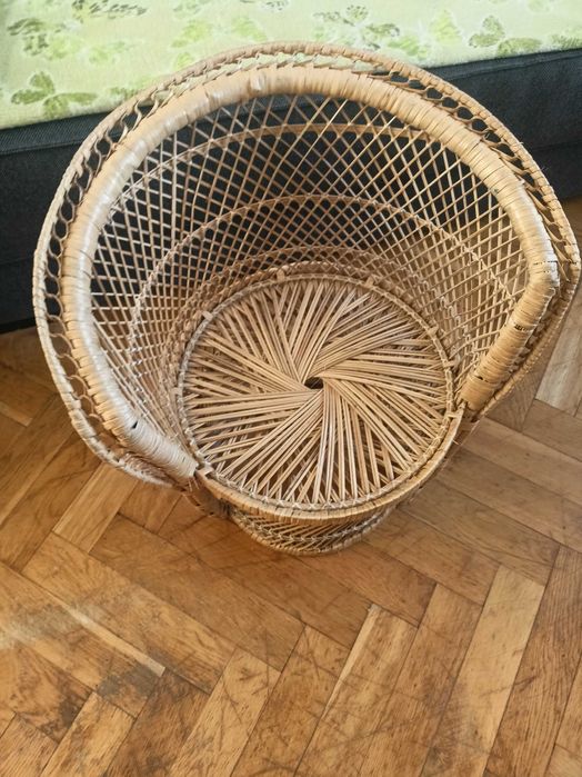 Wiklinowy fotel dla dziecka