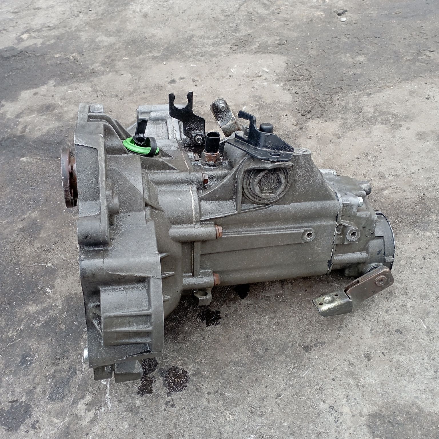 КПП коробка передач 1.4-1.6  Seat, VW Golf 4 Octavia tour Audi A3
