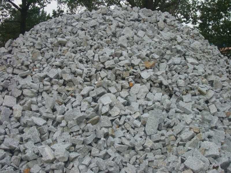 Kostka odpad granitowy szary dalmateńczyk od 5 do 15cm