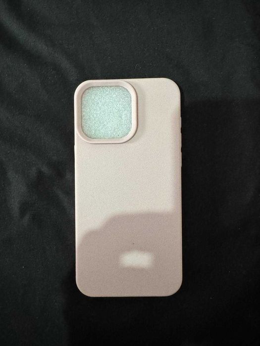 Capa de iPhone 15 pro Max 4cp por 25euros