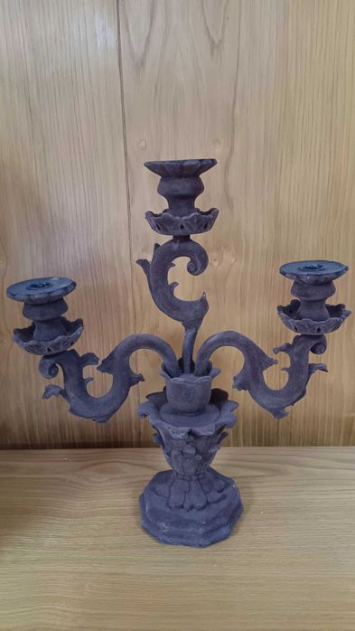 Candelabro 3 velas com pé alto