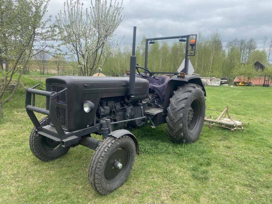 Sprzedam traktor Zetor 5511