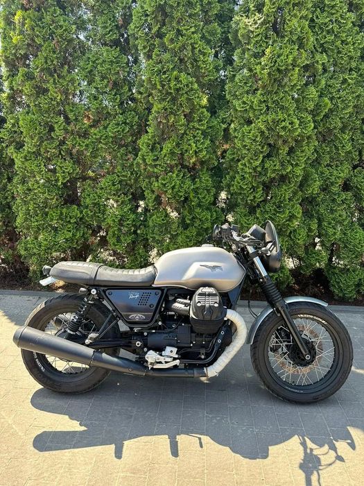 Moto Guzzi V7 Moto Guzzi V7