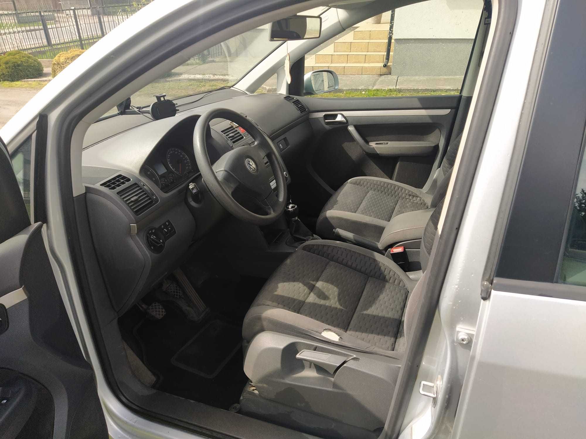 Volkswagen Touran VW Touran 1.6 MPI 101KM 7-os