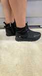 Botas de senhora preta rasas.