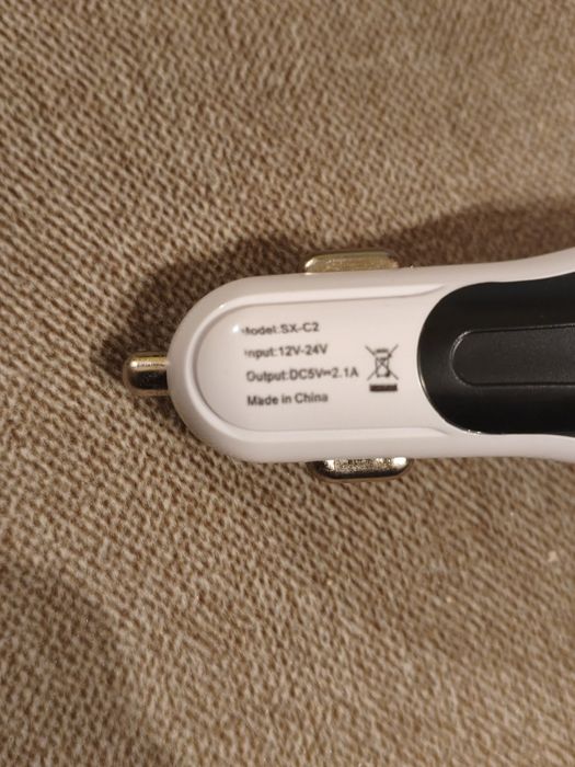 Ładowarka samochodowa 2x USB