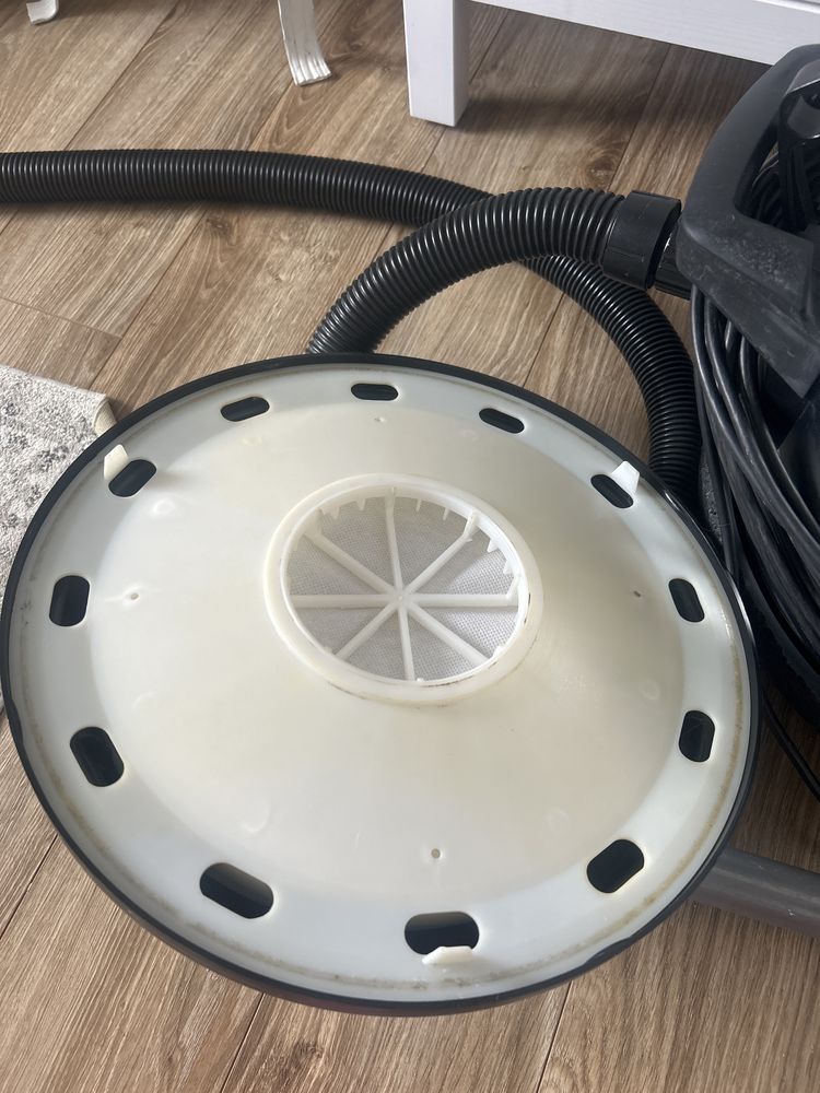 Odkurzacz Nilfisk GD930