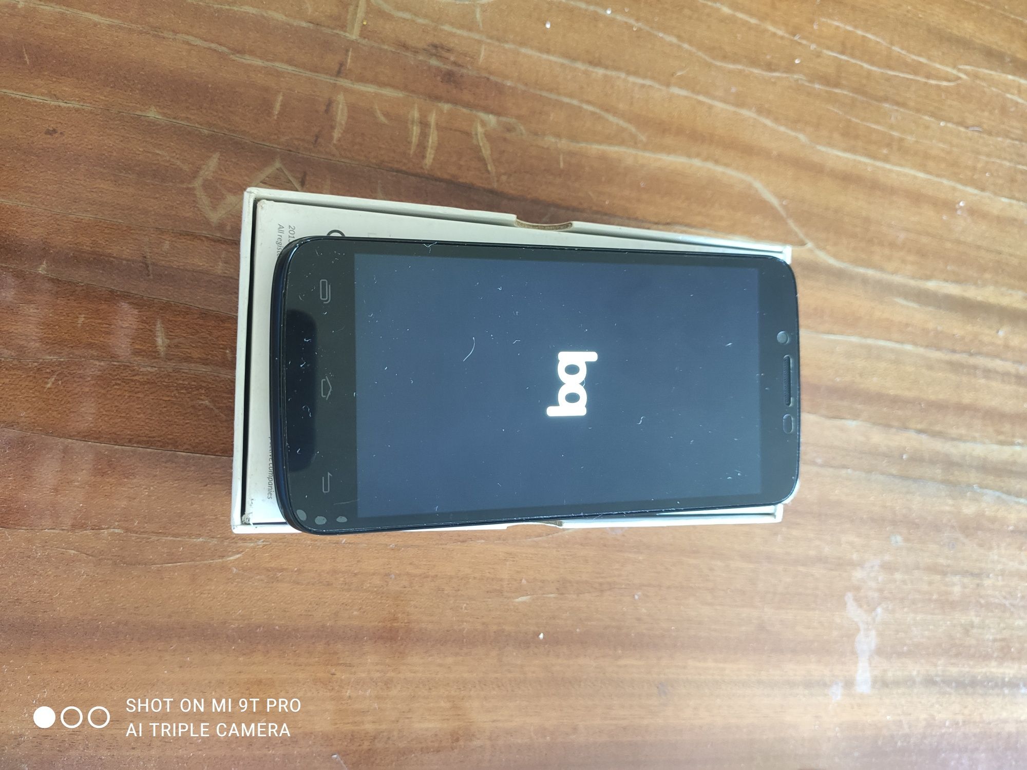 Telemóvel BQ 5 HD