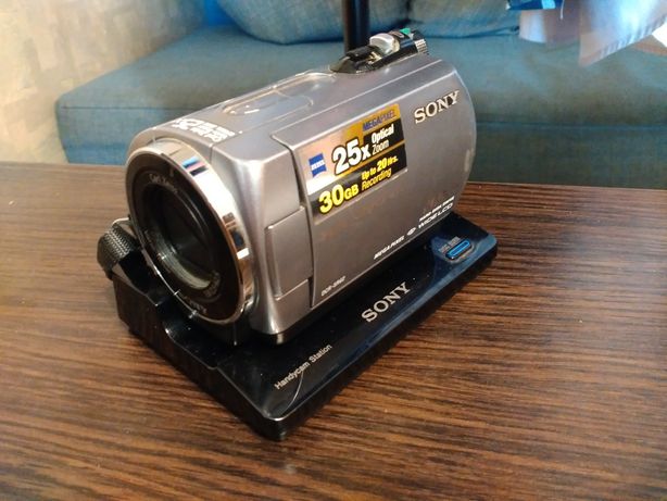 Камера Sony DCR-SR62