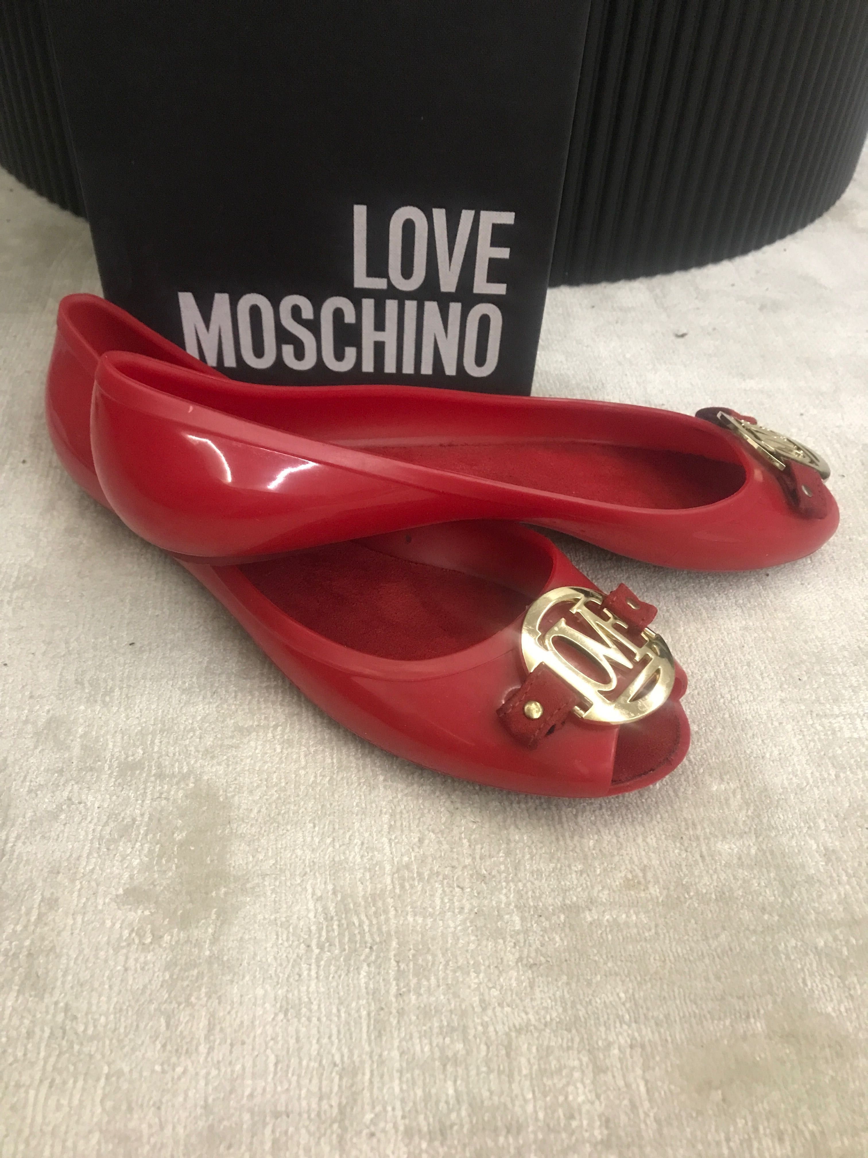 Baleriny Love Moschino
