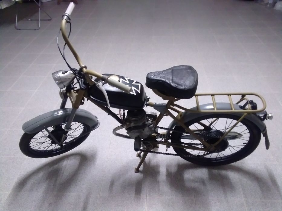 Motocicleta em perfeito funcionamento