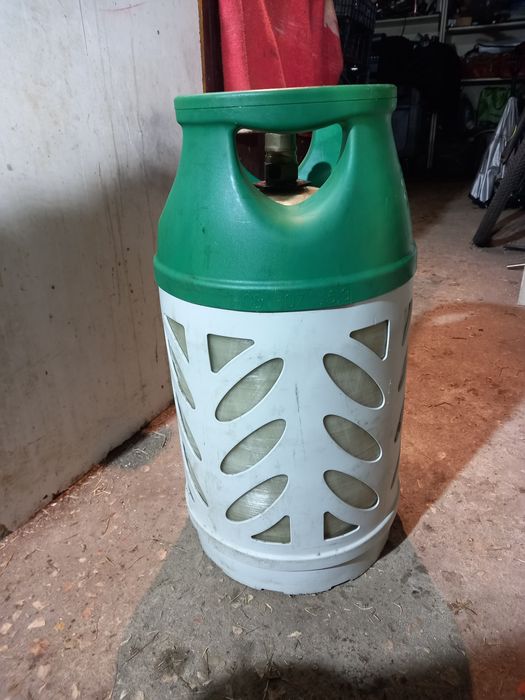 Garrafa de gaz vazia