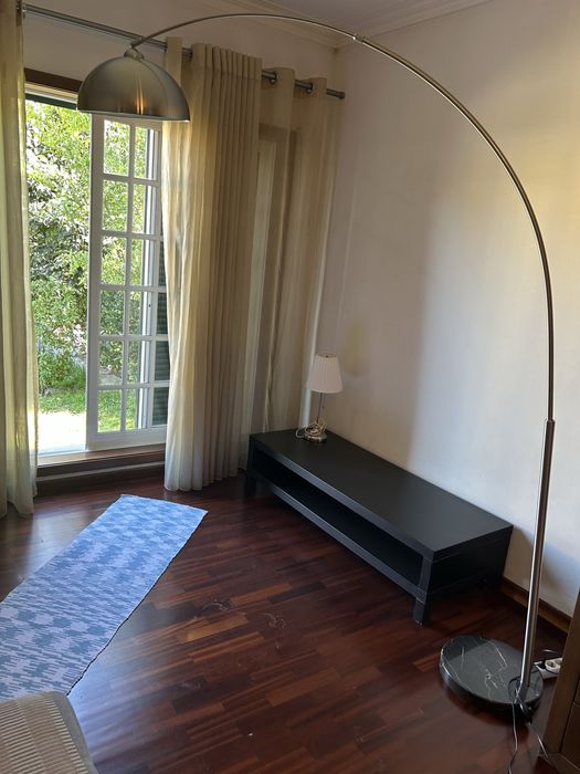 Candeeiro de pé ( sala de estar)