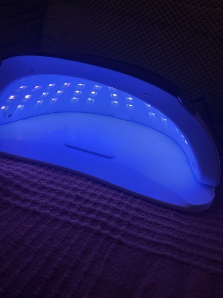 Lampa uv do paznokci cena za obie 15zl