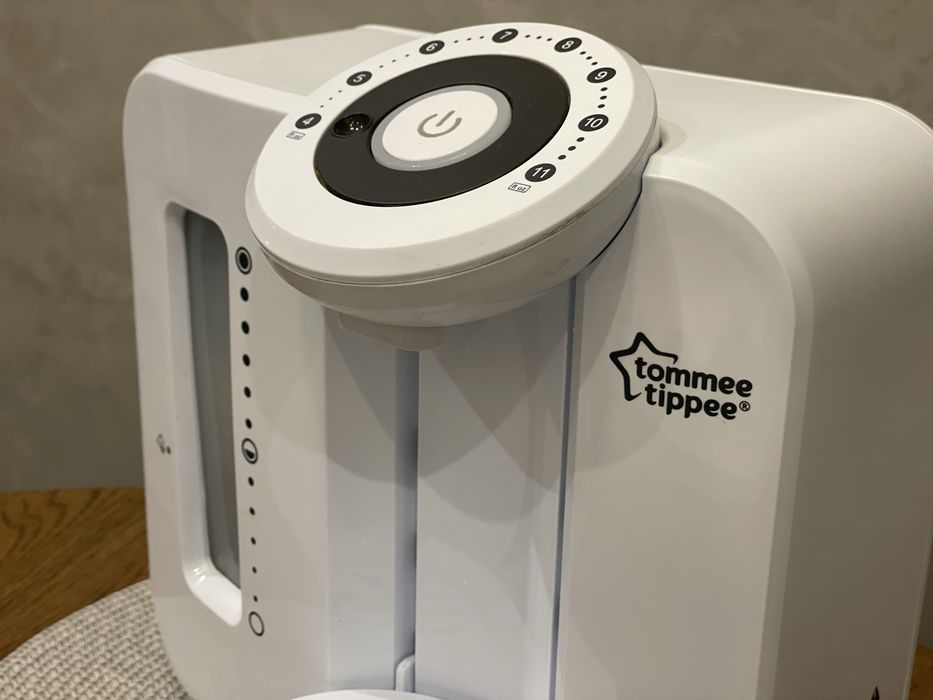 Машина для приготування суміші Tommee Tippee Perfect Prep