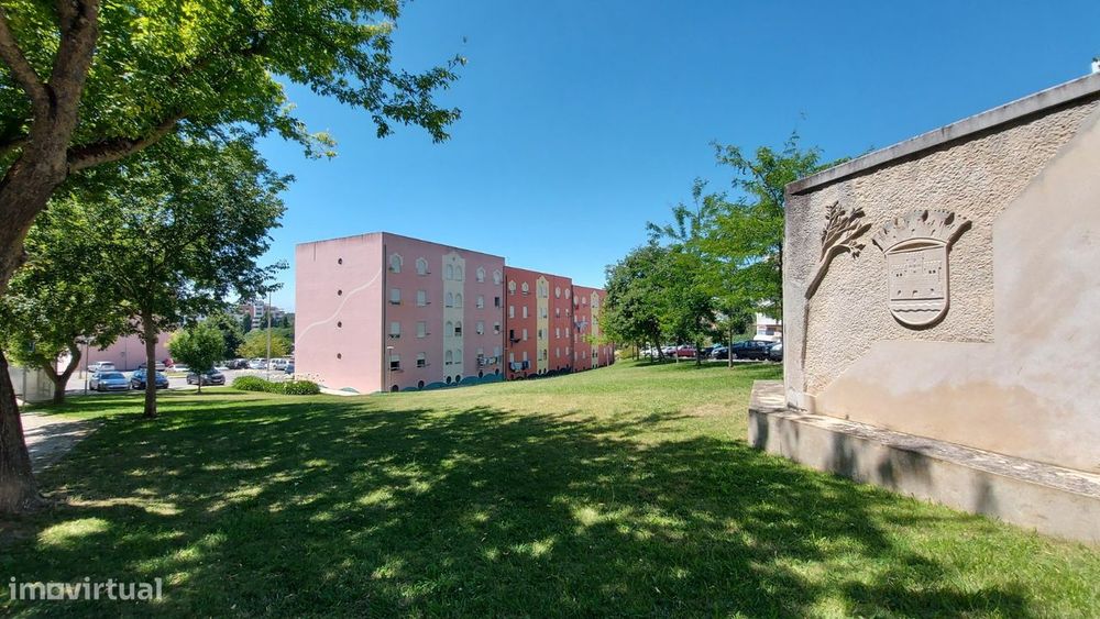 T3 em Santarém com arrecadação espaçosa!