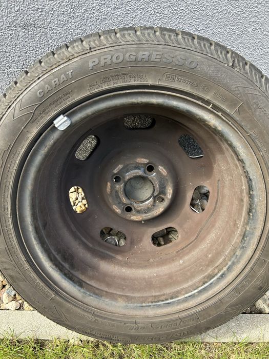 Komplet kół R14 dla VW Polo z oponami całorocznymi Fulda