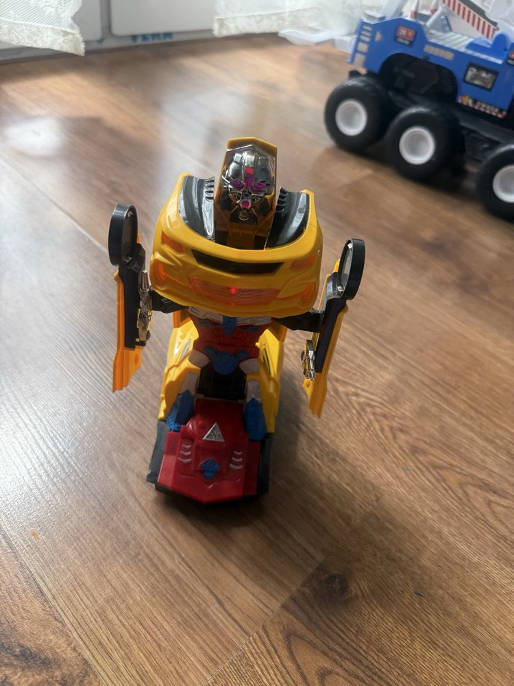 Auto, transformers.