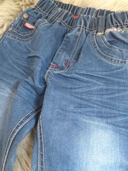 Spodnie chłopięce r. 116