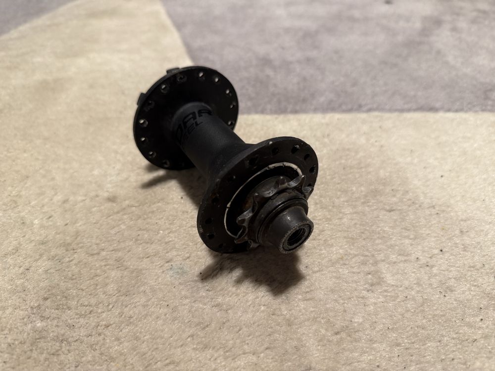 Piasta Dartmoor Reel 10x135 bdb stan