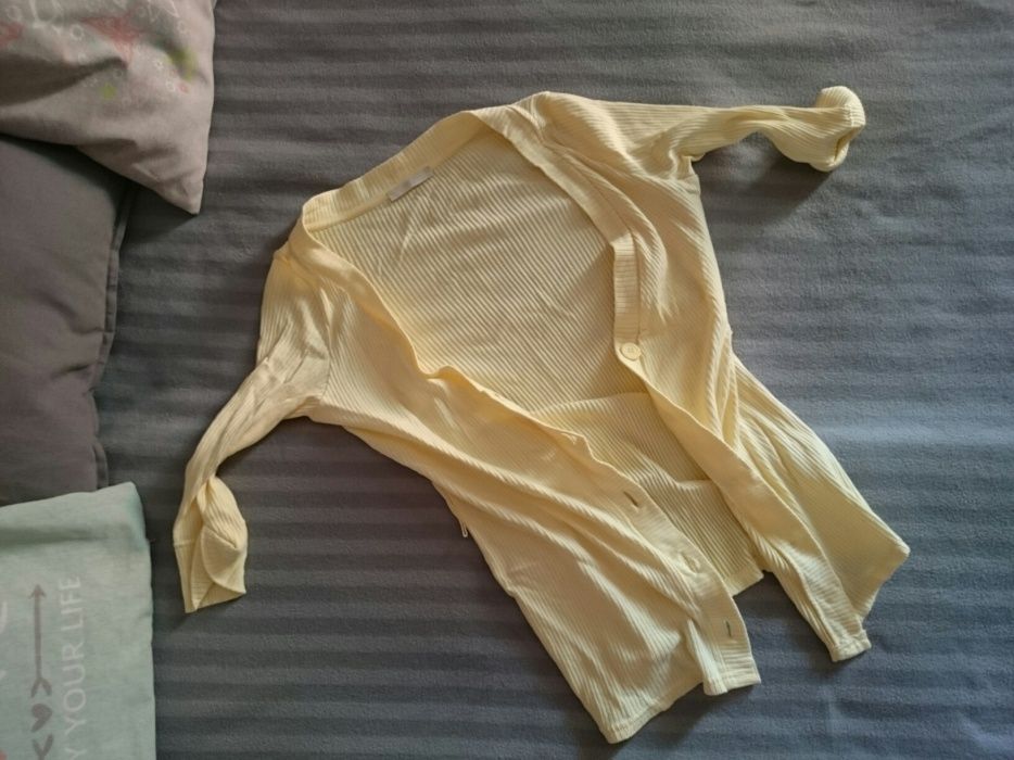 OKAZJA ZARA _ Wyprzedaż szafy. Sweterek żółty M