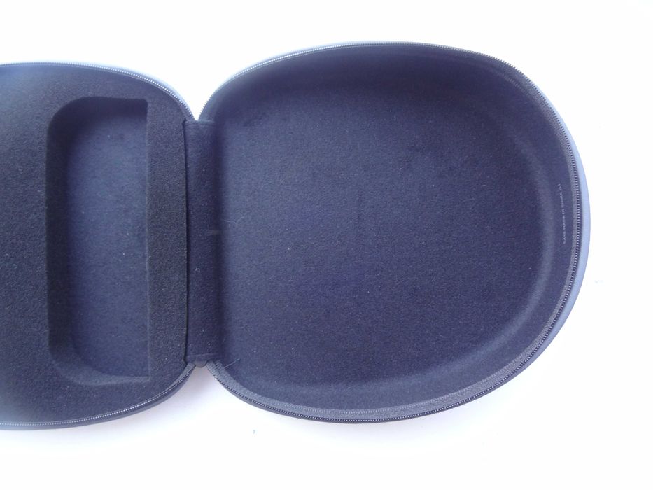 Emporio Armani оригінальний футляр чехол для окулярів