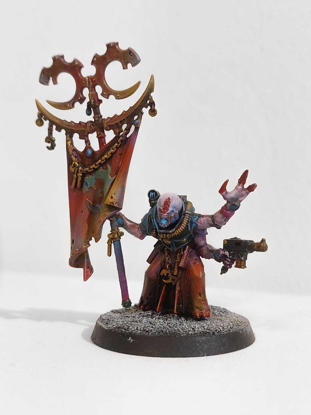 Pomalowana figurka Genestealer Cults Acolyte Iconward Warhammer 40000