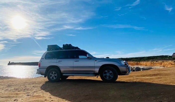 Toyota Land Cruiser 100 VX  Land Cruiser z zabudową sypialną